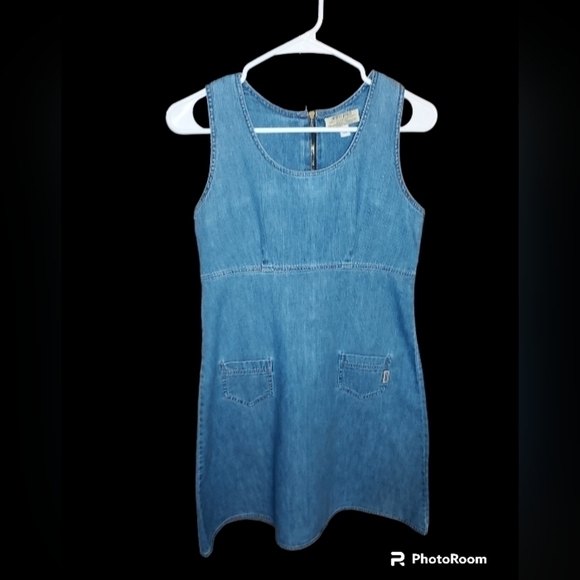 Vintage Guess women's denim sleeveless dress size 3 front pockets - Picture 16 of 16